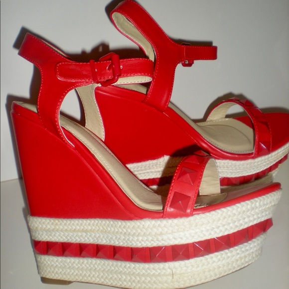 🛑NOT FOR SALE 🛑-  RED & WHITE 6" ANKLE STRAP WEDGE HEELS - 8.5..NEW! - Picture 2 of 6